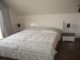 Schlafzimmer1.jpg